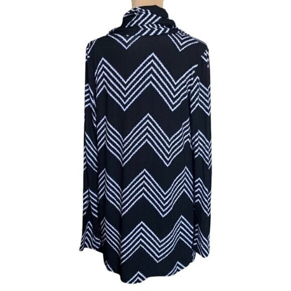 NWT TART Collections Cardigan Sz.M Open Front Black White Chevron Lightweight - Picture 7 of 14